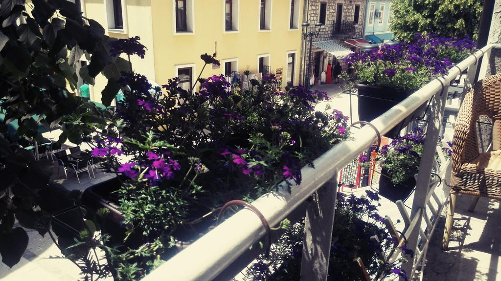 Apartment The Royal Square Цетине Екстериор снимка