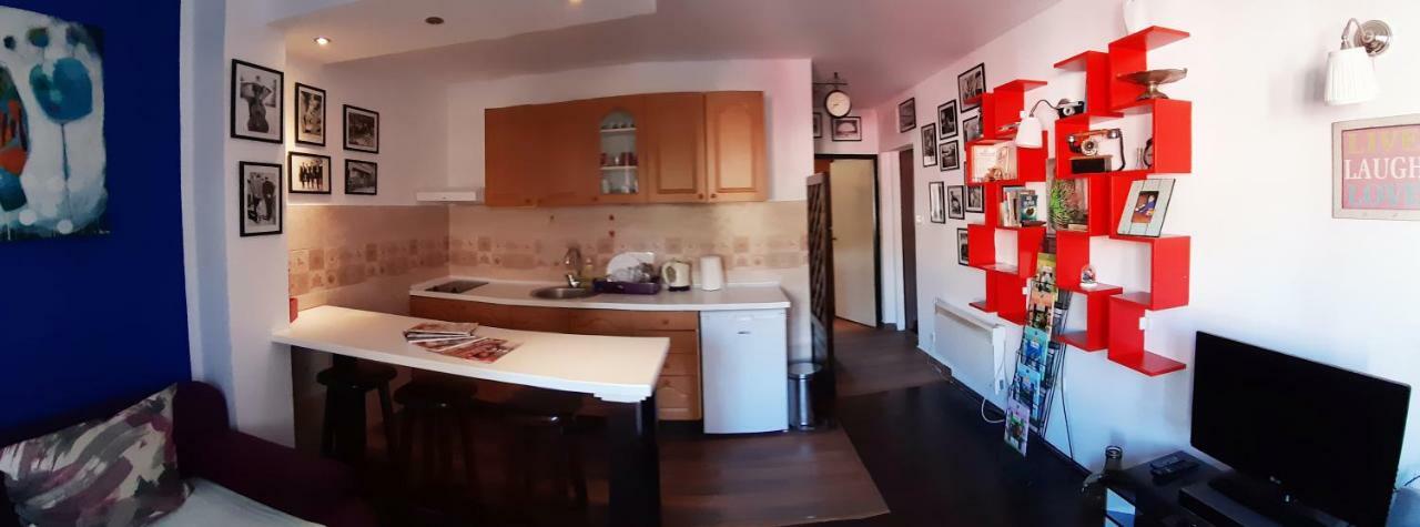 Apartment The Royal Square Цетине Екстериор снимка